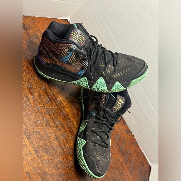 Vintage Nike Kyrie 4 Mamba Mentality Size 11.5 - Picture 4 of 12